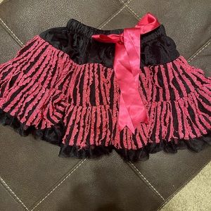 Monster High hot pink and black skirt! Super cute!